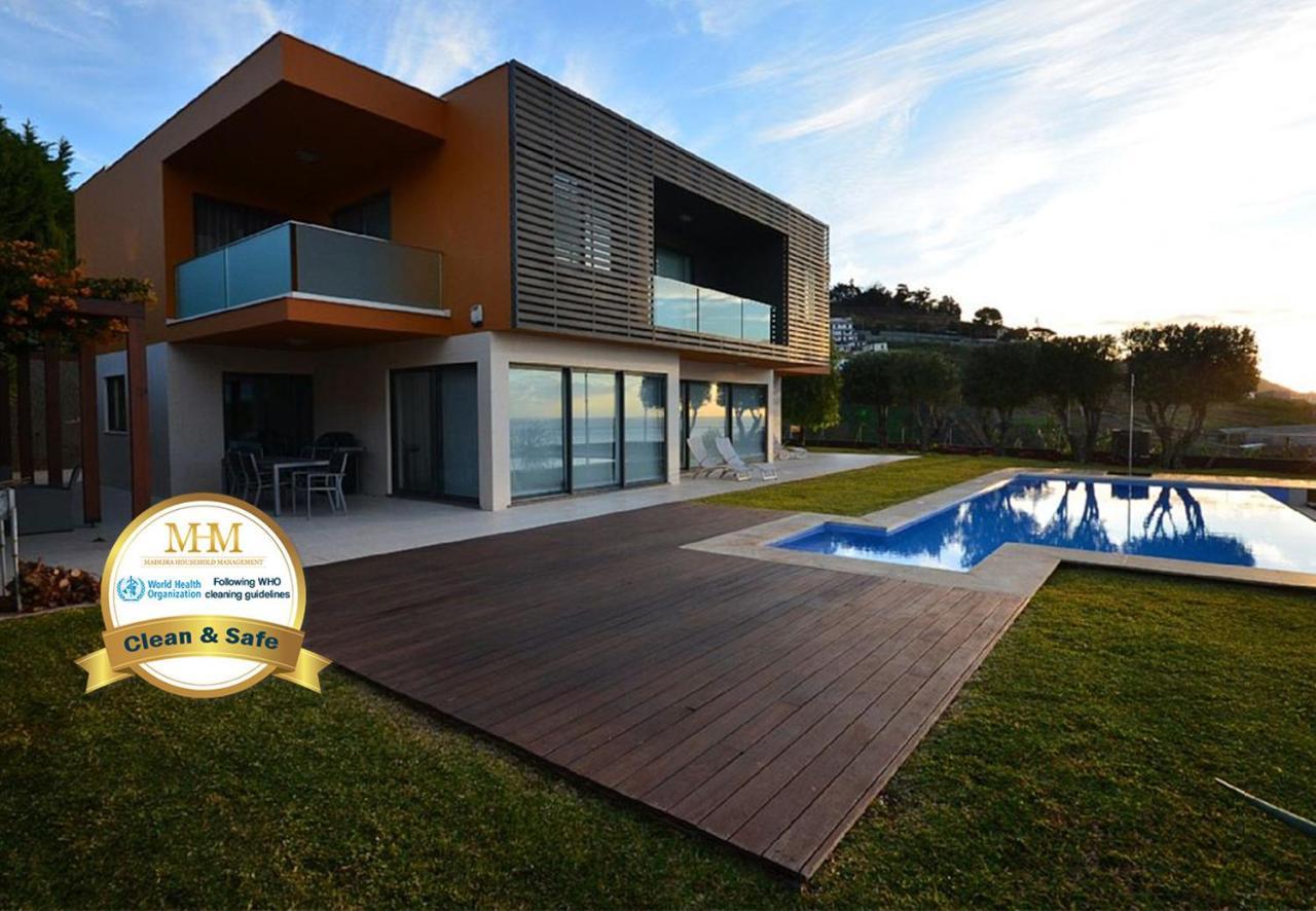 Villa Vitoria - By Lovelystay ฟุงชาล ภายนอก รูปภาพ