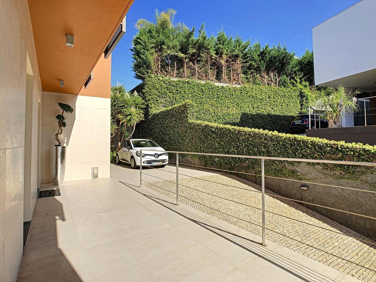 Villa Vitoria - By Lovelystay ฟุงชาล ภายนอก รูปภาพ